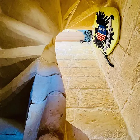 بيت للعطل Knight's Place - Character Townhouse Below The Citadel *