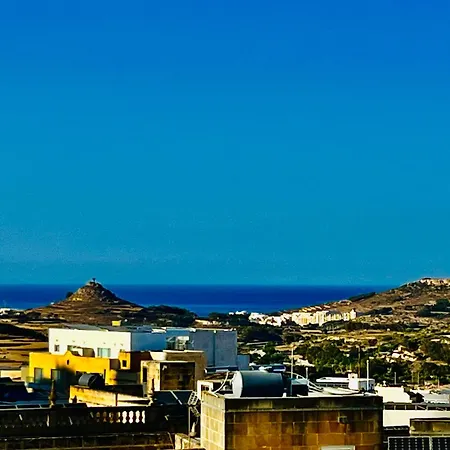 بيت للعطل Knight's Place - Character Townhouse Below The Citadel