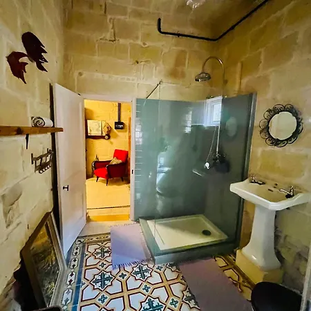 Knight's Place - Character Townhouse Below The Citadel فيكتوريا